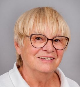 Margarete Curth